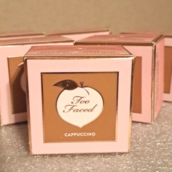 Too Faced Peach Perfect Cappuccino Concealer NIB - Picture 3 of 6